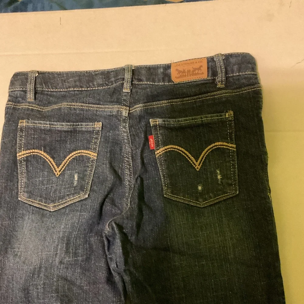 Levi’s Boys‎ Youth Size 16 Regular Slim Straight Jeans.